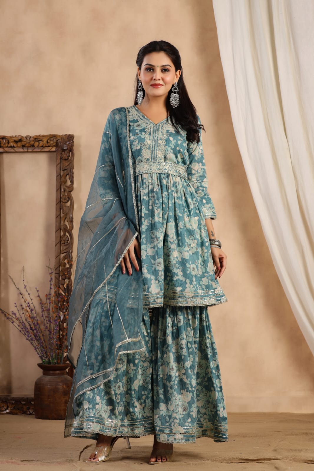 SHARARA SUIT WITH BELT