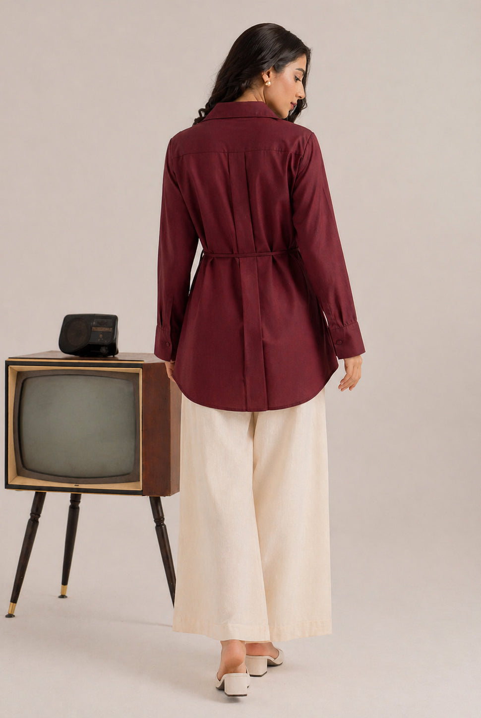 Laalzari deep brown tailored linen shirt for women — fabric detail