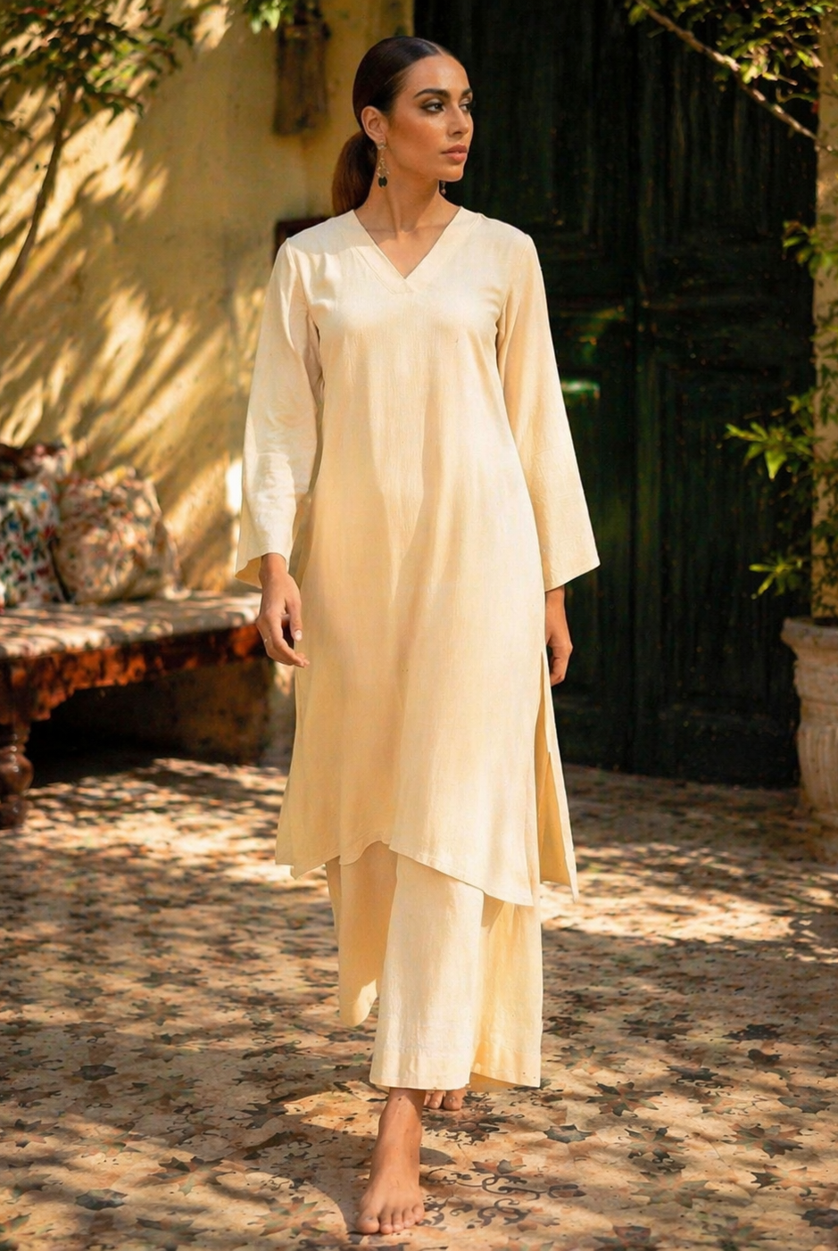 Laalzari soft beige linen V-neck kurta and wide-leg palazzo co-ord set for women — side view