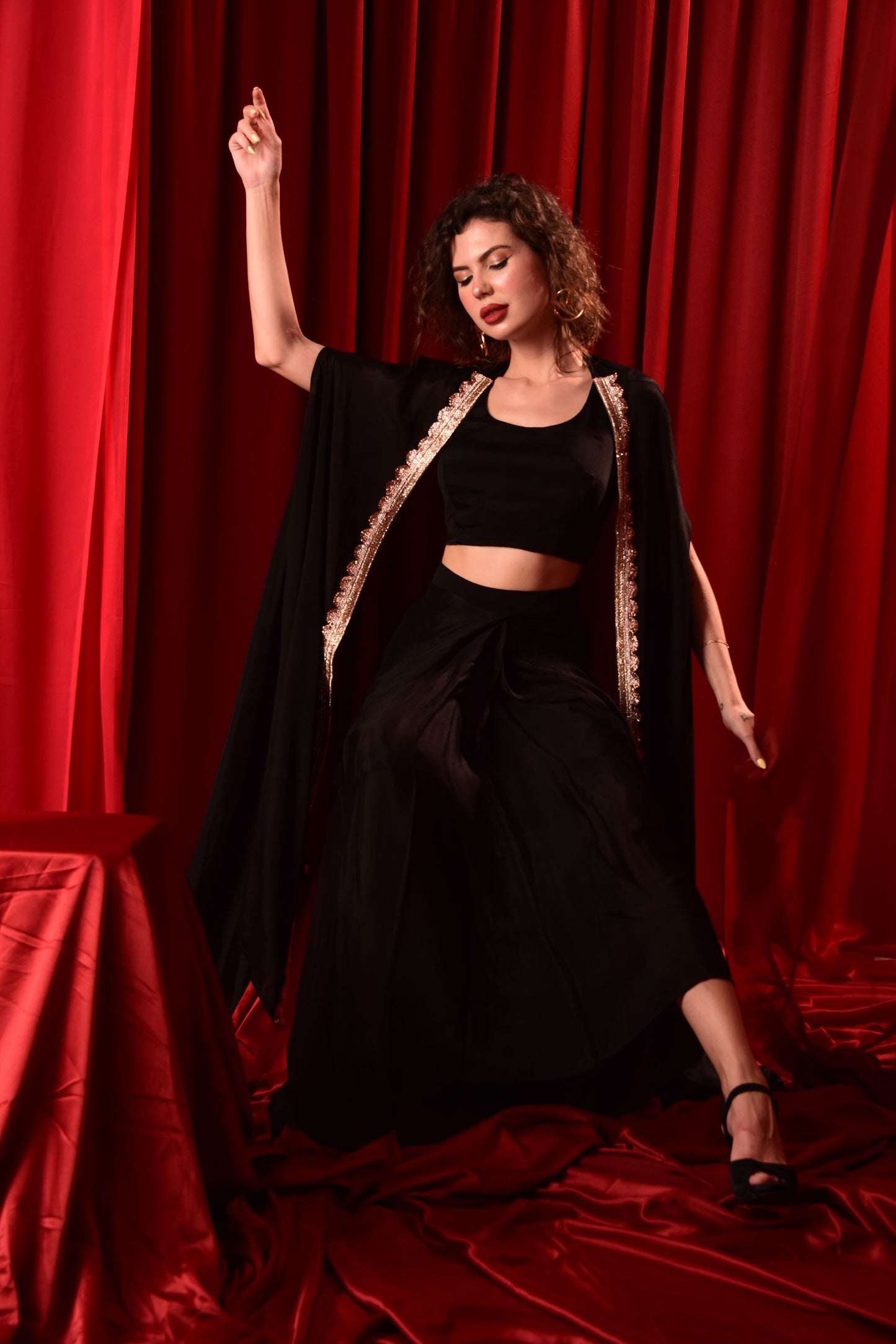 BLACK CROP-TOP DHOTI SKIRT WITH SHURG IW_EP