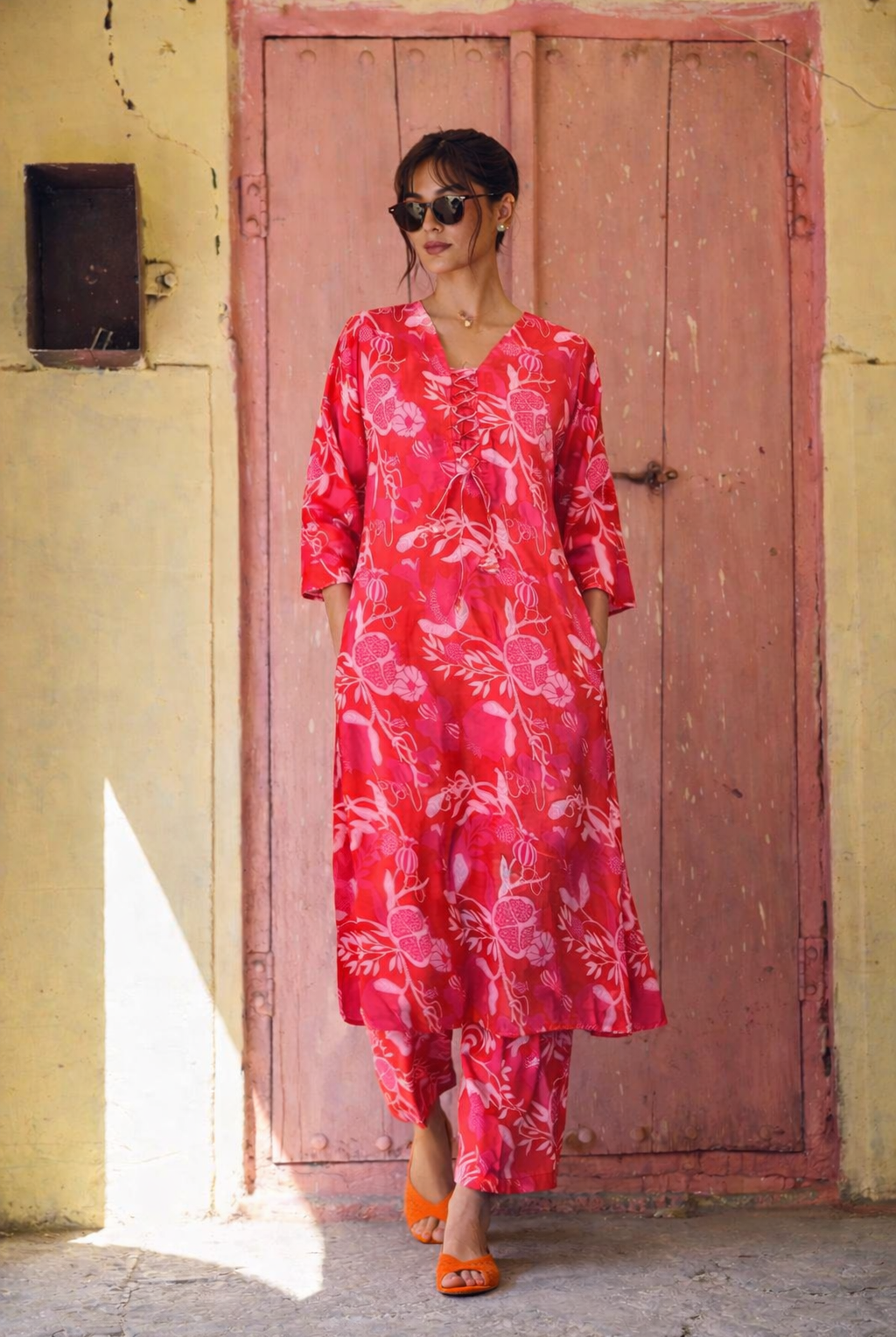 Laalzari coral floral printed muslin V-neck kurta and wide-leg palazzo co-ord set for women — outfit detail