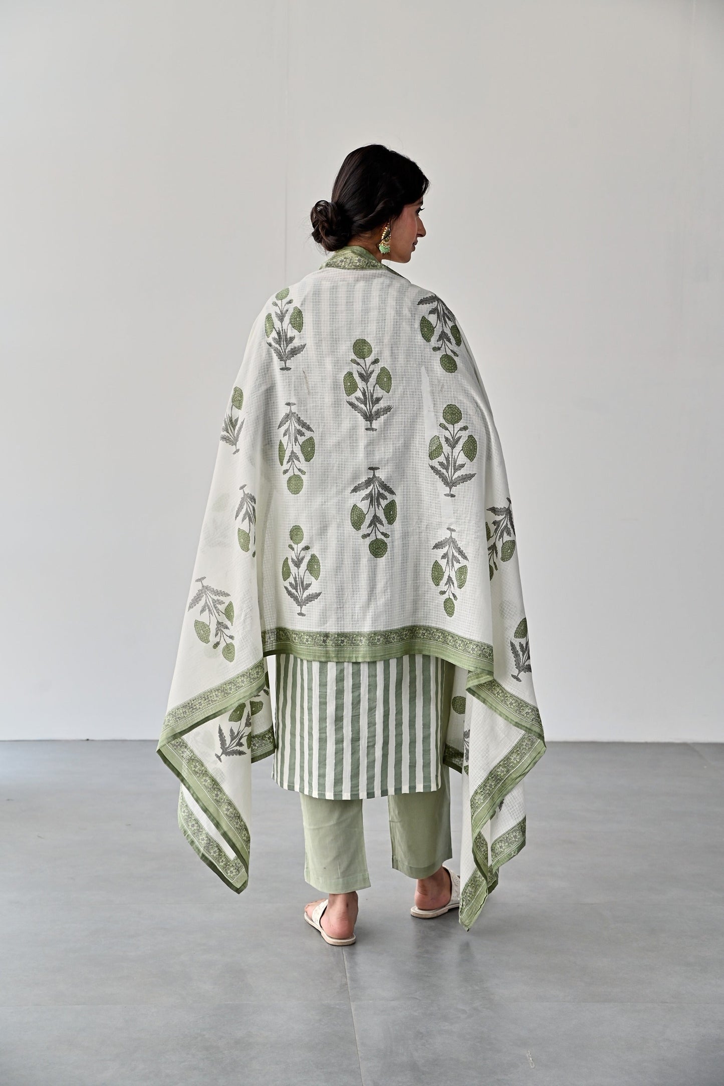 GREEN STRIPED COTTON KURTA SET