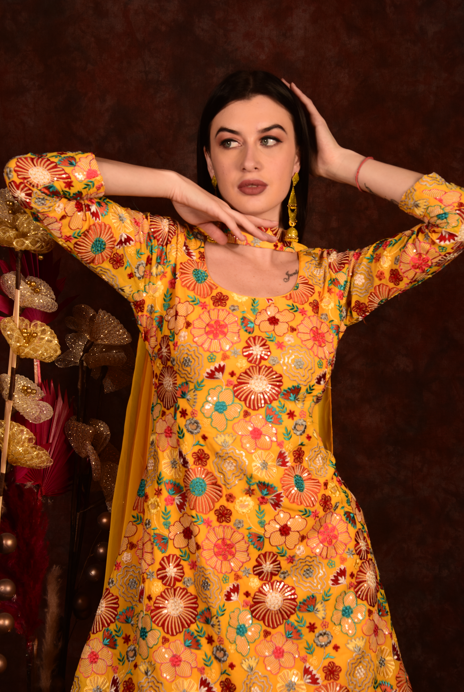 Laalzari yellow floral peplum top with skirt and dupatta for women — peplum detail