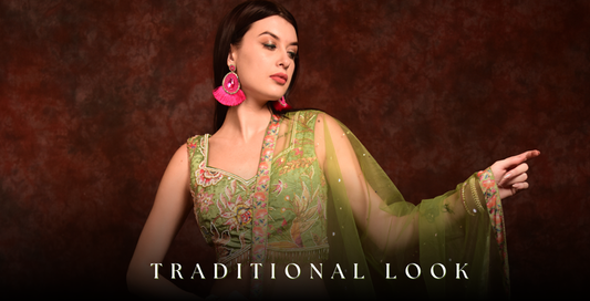 WOO YOUR WIFE’S HEART THIS SHAADI SEASON WITH THESE FAB TRADITIONAL LOOK!!