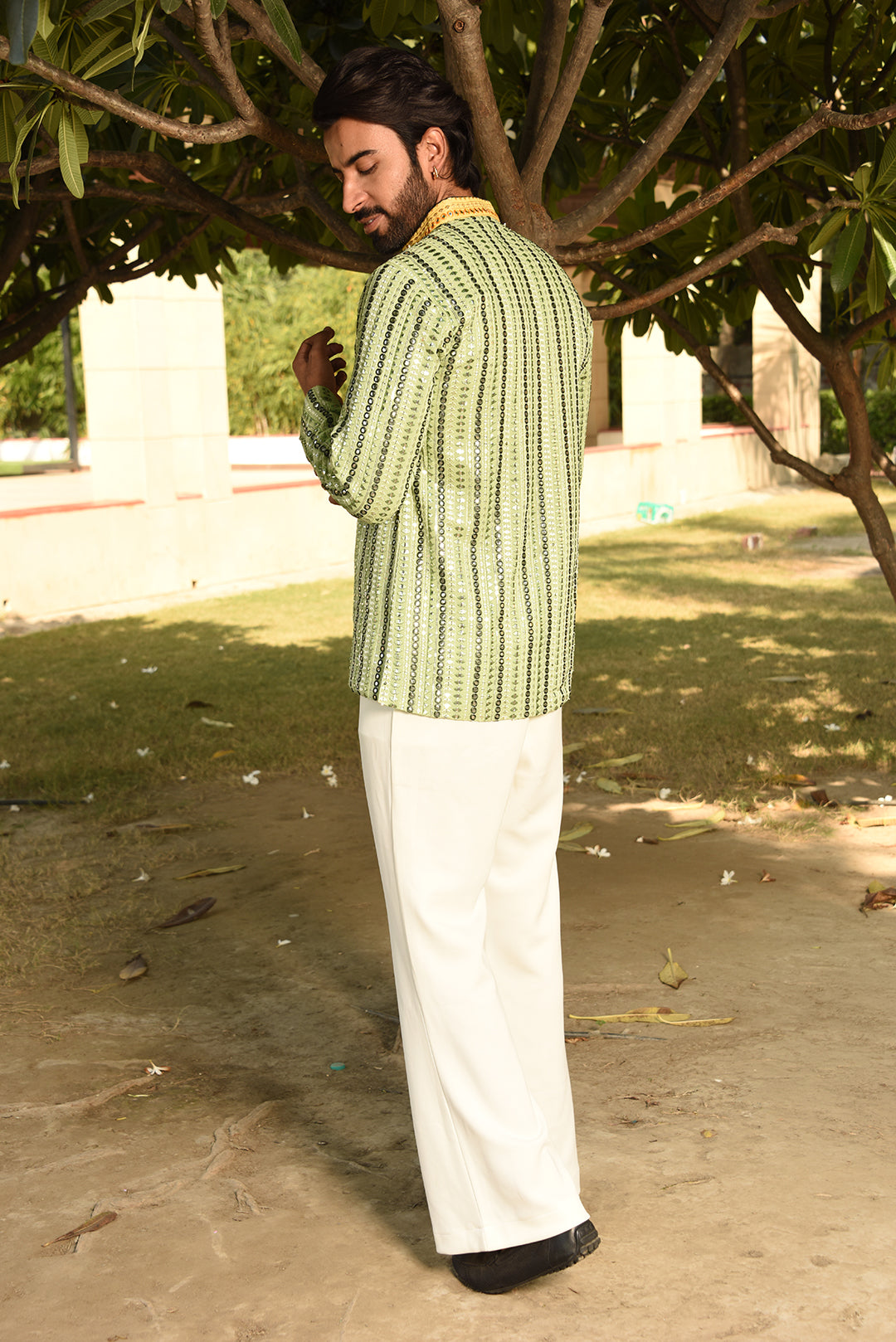 MIRROR EMBROIDERED SHORT KURTA WITH PANTS