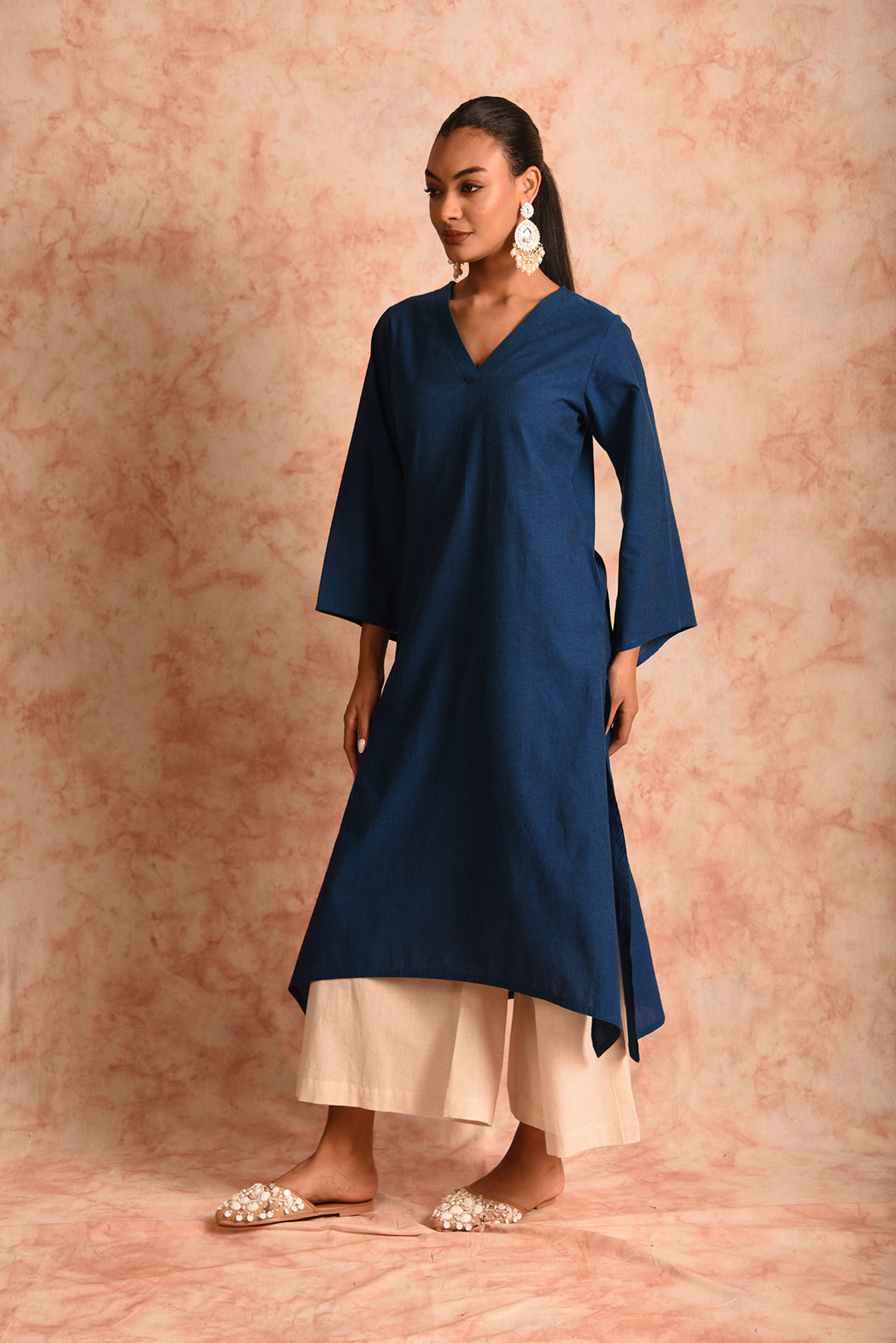 Laalzari blue V-neck linen co-ord set with contrasting palazzo for women — side view