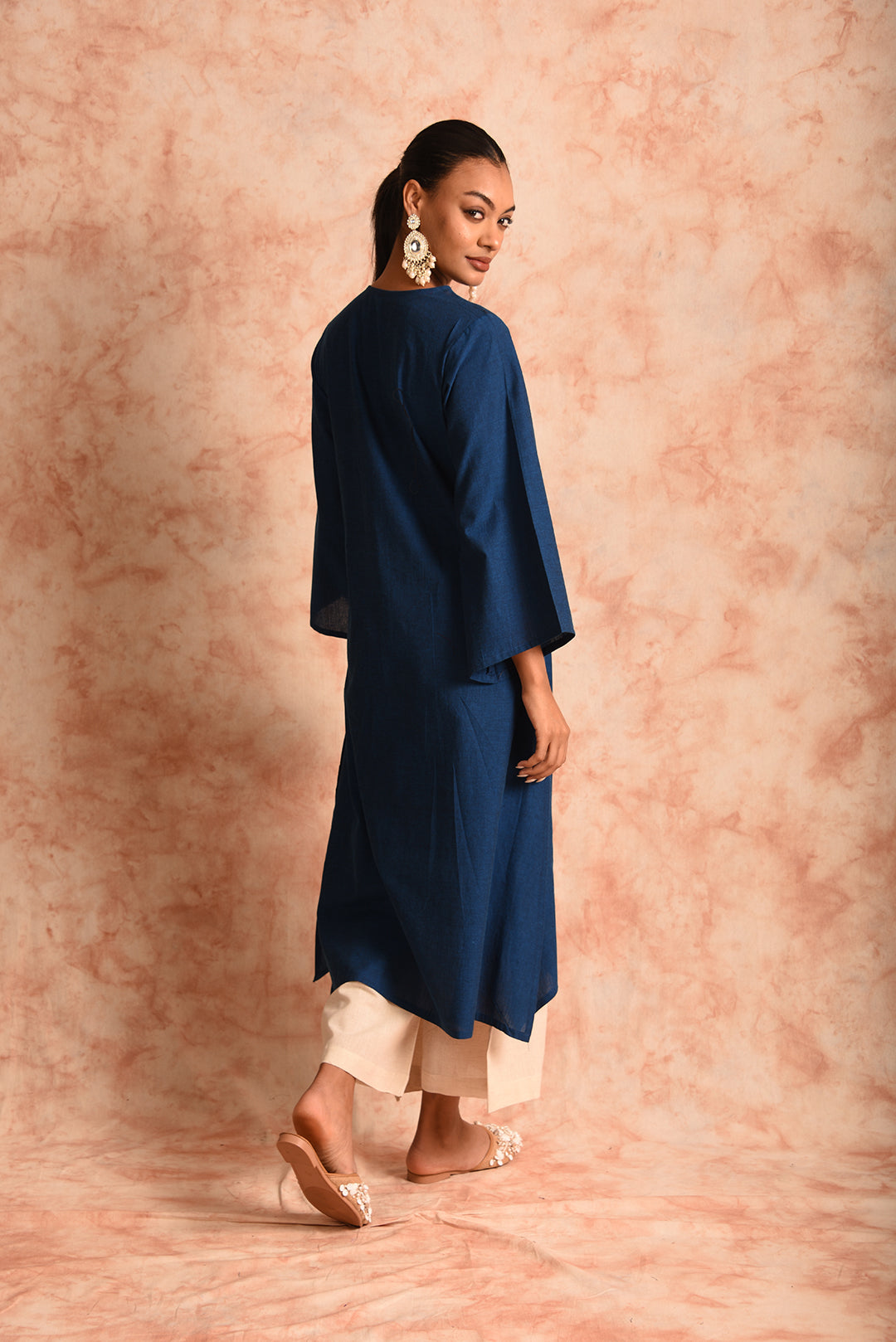 Laalzari blue V-neck linen co-ord set with contrasting palazzo for women — fabric detail