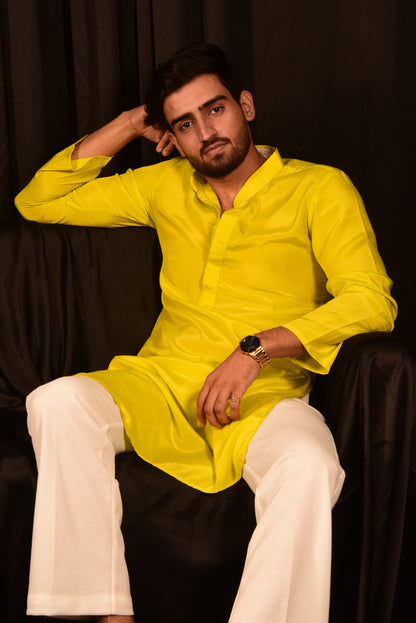 YELLOW CREPE STRAIGHT KURTA SET WITH PANTS