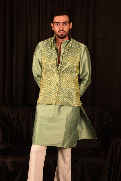 GREEN ART SILK STRAIGHT KURTA SET WITH BANDHI JACKET